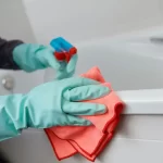 Lift ‘yellow’ toilet seat stains in 10 minutes with ‘amazing’ 90p item – ‘no scrubbing